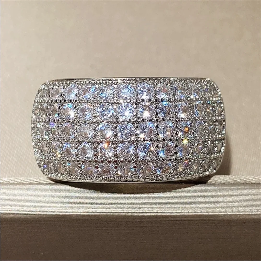 New 925 Silver Shine Luxury Wedding Ceremony Diamond Ring 💍 - Picture 2 of 6